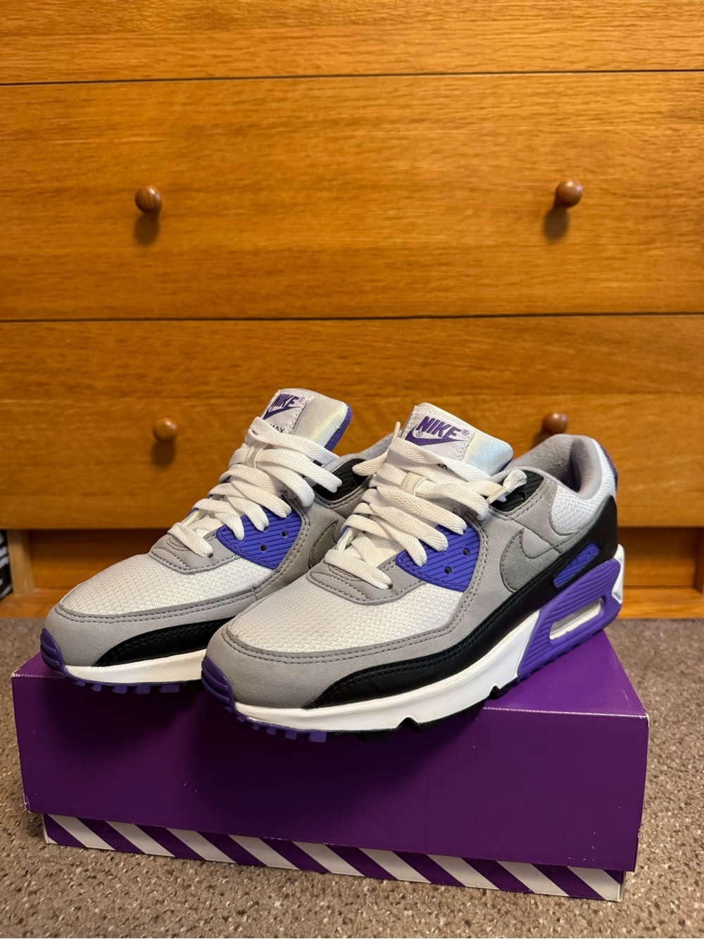 Nike Women’s Air Max 90 Sneakers - Grey/Black/Purple